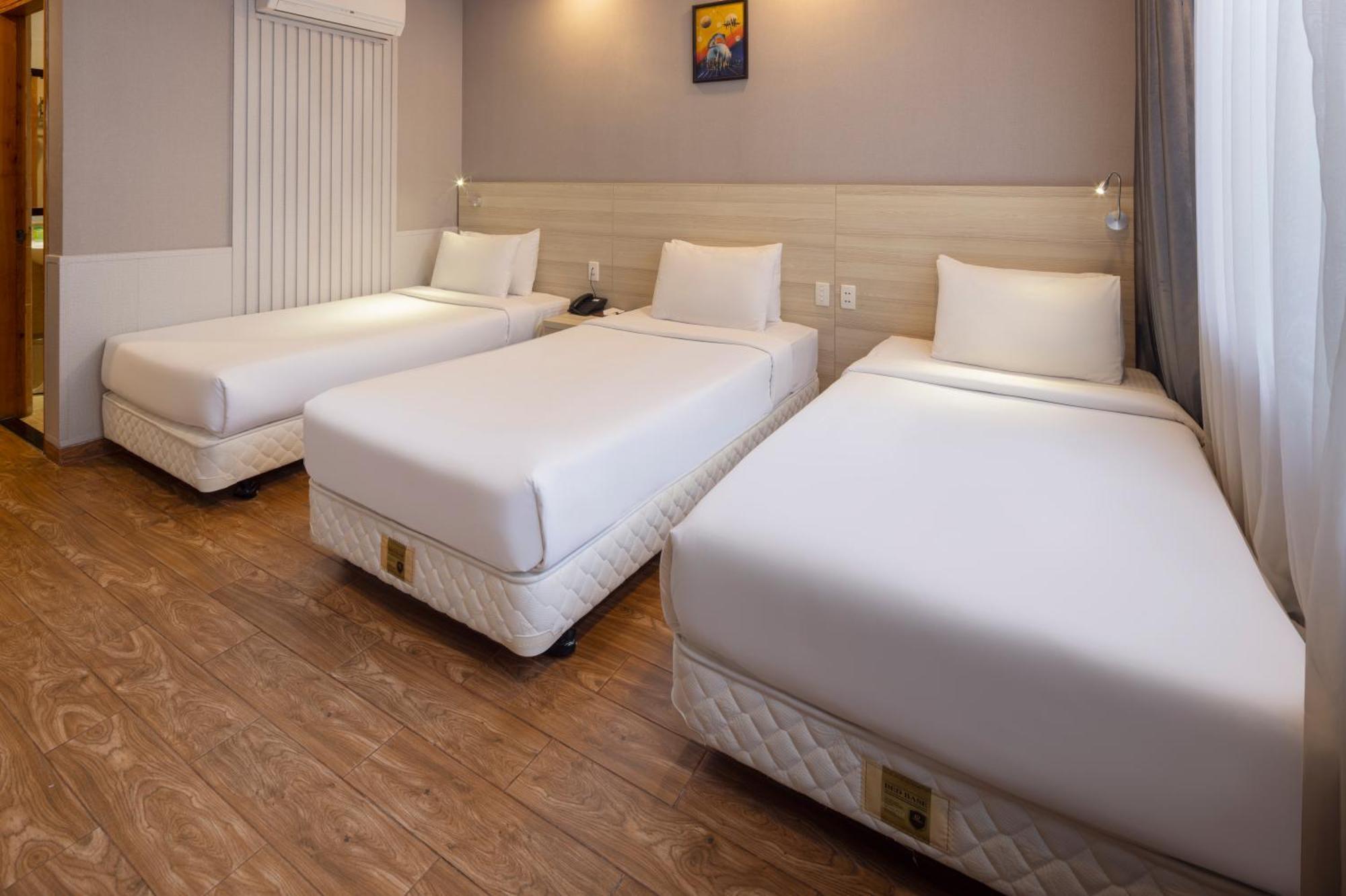Viet Lotus Saigon Hotel Хошимин Экстерьер фото
